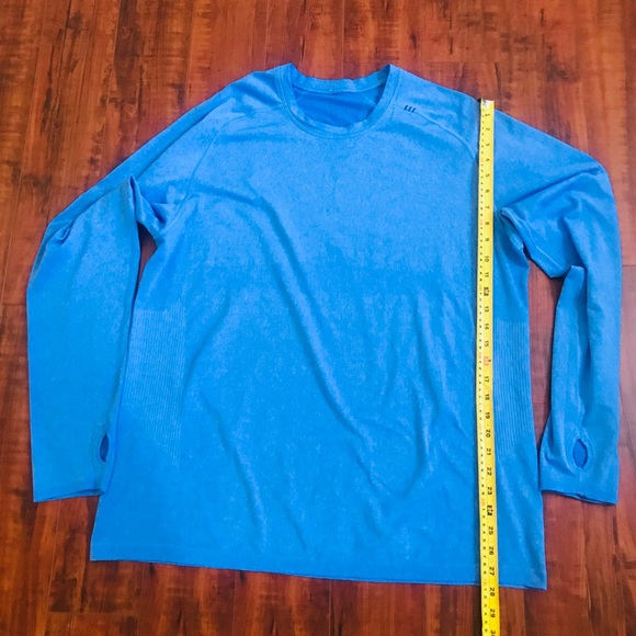 LULULEMON Metal Vent 👕 - Picture 2 of 7